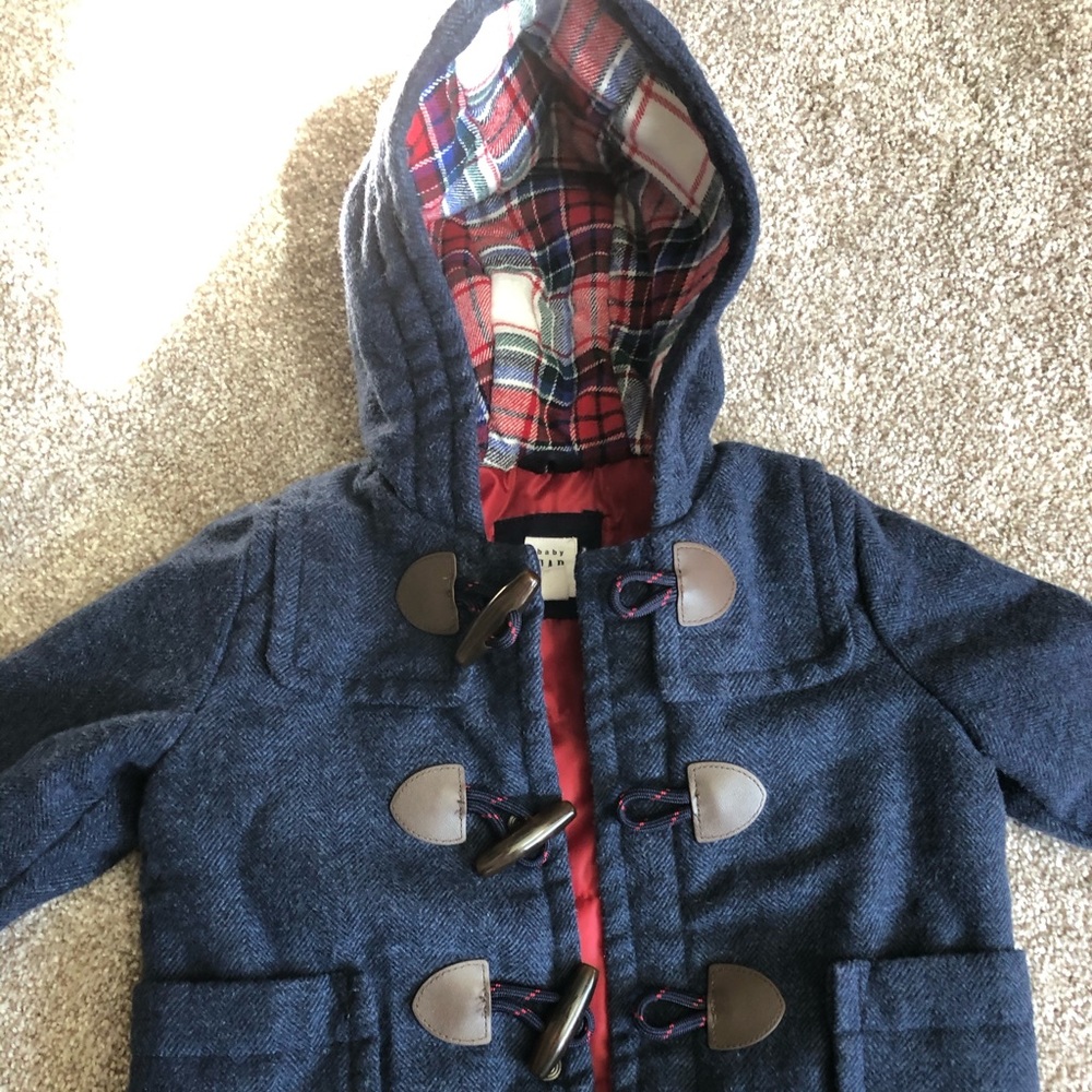 Baby Gap navy blue coat w/ hat size 6-12mths